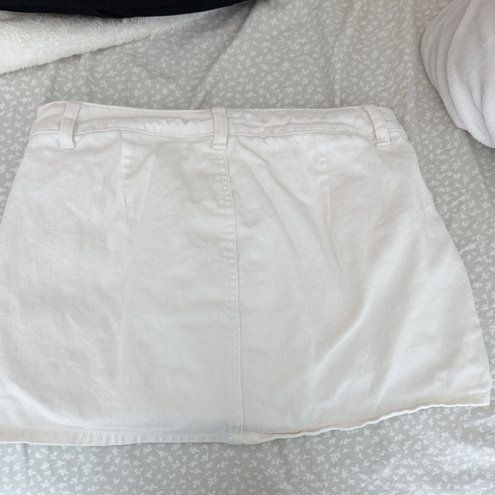White Denim Mini Skirt - Picture 2 of 3